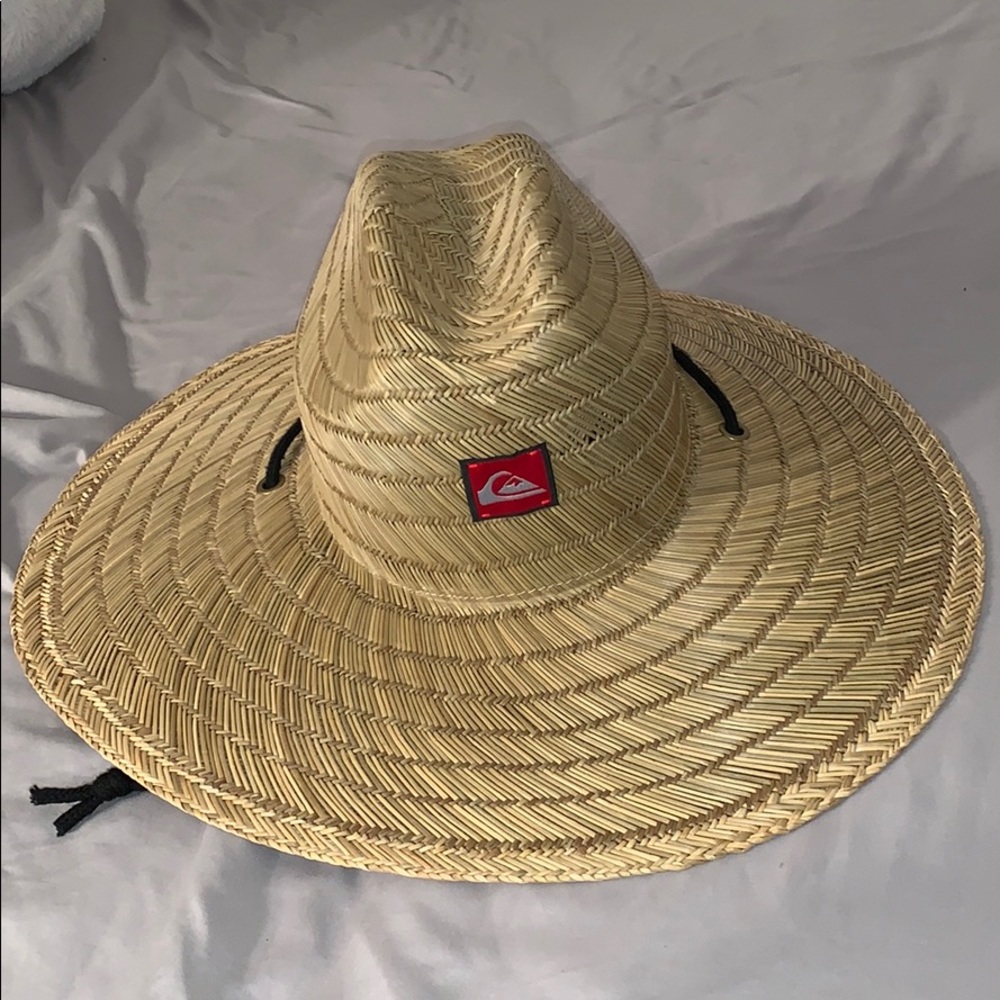 A straw hat